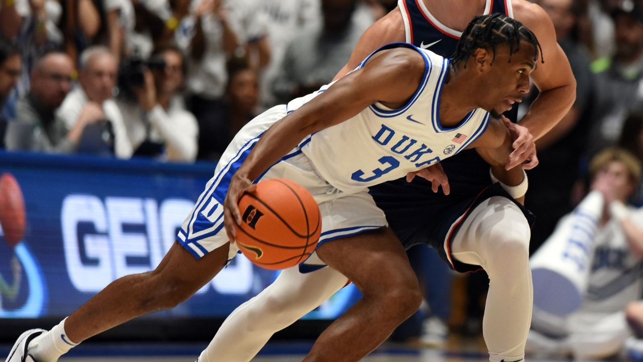 College Basketball Best Bets: Champions Classic Insights