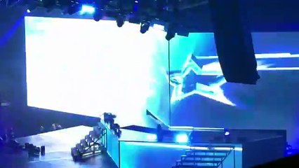 Detik-Detik Kemunculan Lisa Di Atas Panggung