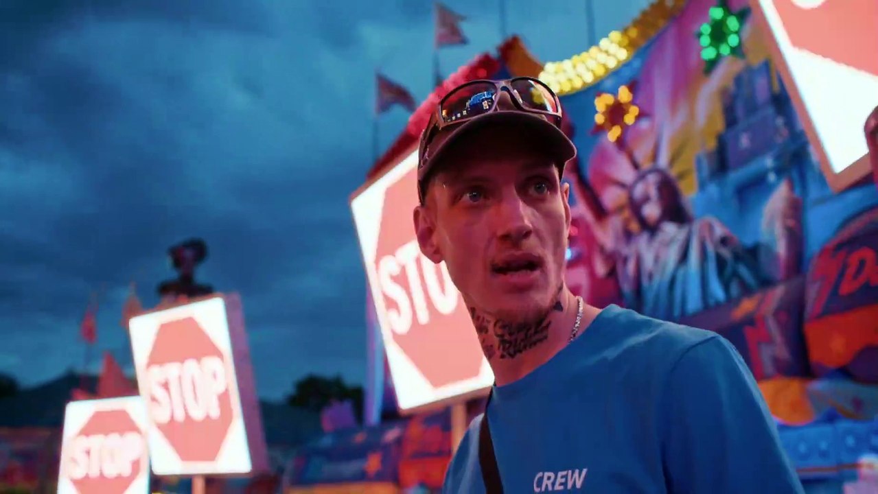 Zwischen uns die Nacht | movie | 2023 | Official Trailer