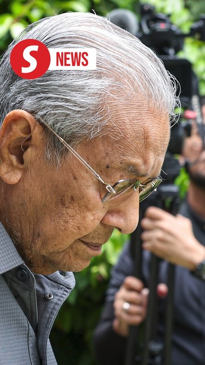 Dr Mahathir ‘indescribably sad’ over Daim’s passing as tributes and condolences pour in