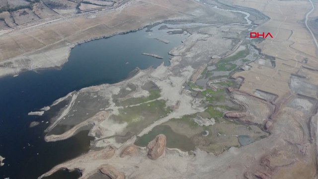 Bayramiç Barajı'nda su seviyesi yüzde 10'lara düştü