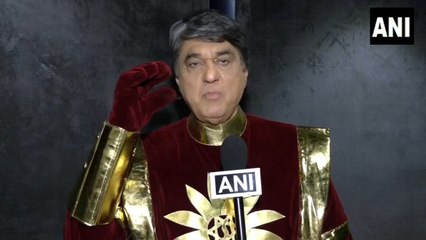 66 साल के मुकेश खन्ना फिर बने 'शक्तिमान', लुक देखकर फैंस को आया गुस्सा, बोले-'बचपन बर्बाद ना करें'