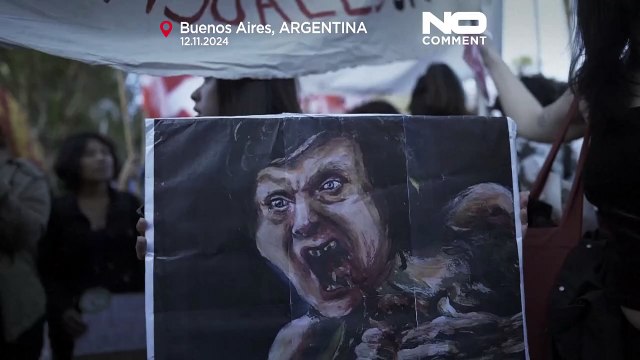 Argentina, studenti in piazza contro il taglio ai finanziamenti per le università voluto da Milei