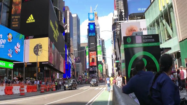 [4K]🇺🇸 New York City getting ready for Christmas🎄🧑‍🎄 Rockefeller Center, 5th & 6th Ave | Nov. 2024.