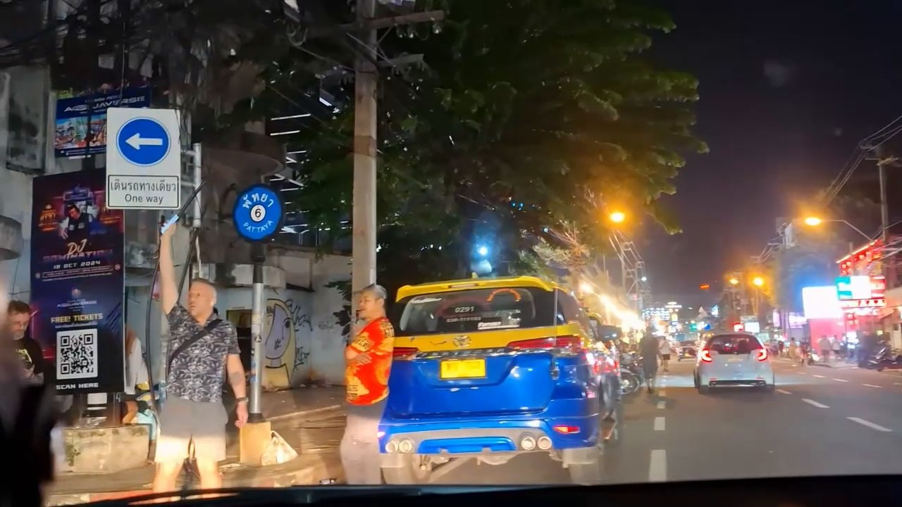 AROUND PATTAYA - SOI 6 (Angels Place Part 2)