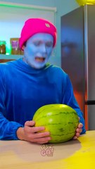Don't waste a WATERMELON! 😡 Make a cool DIY #hack #diy #123go #food #foodhacks