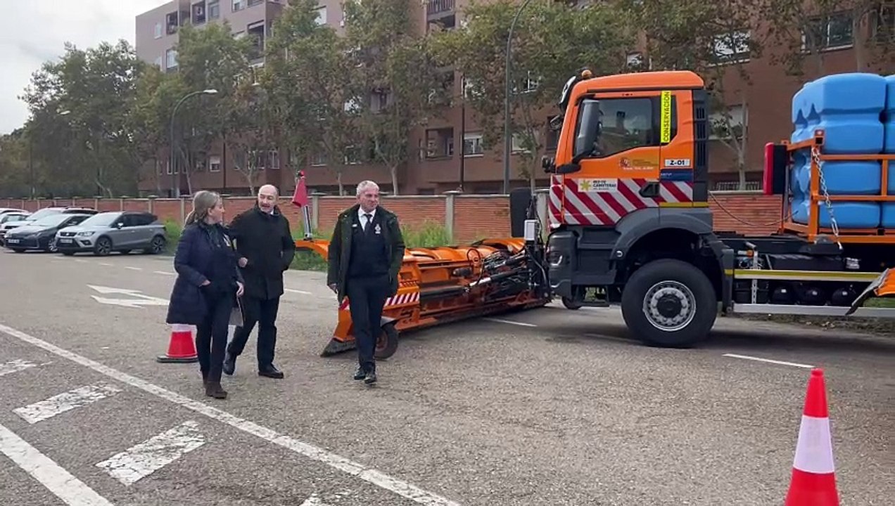 Milagros Tolón participa en Zaragoza en un simulacro de actuación en la A-2