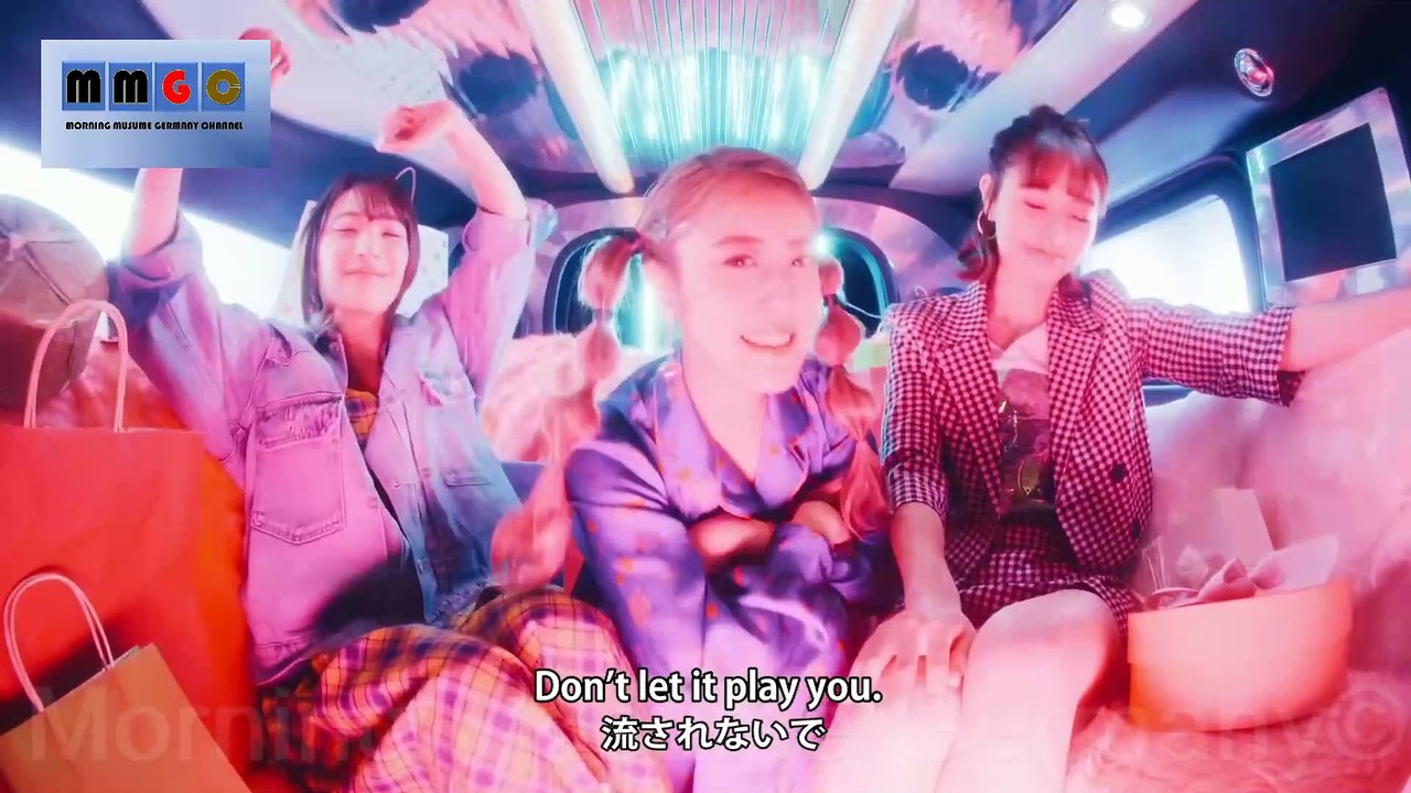 Pink Cres (A woman from the universe ain’t easy)