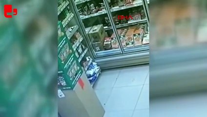 Sultangazi'de yaşanan hırsızlık olayları kamerada