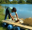 Turn Plastic Water Jugs into an Epic DIY Boat Raft! ♻️🚤