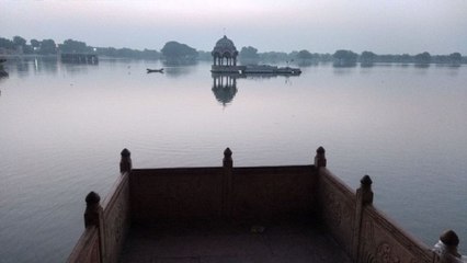 Watch Video: अल सुबह धुंध का दिखा असर, दोपहर में खिली धूप