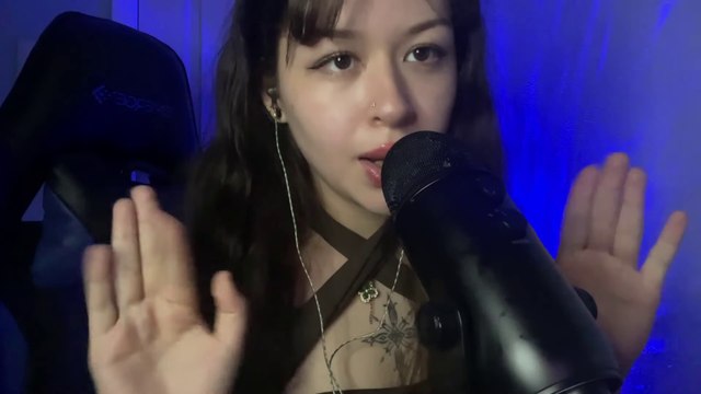 ❤️Amazing visual ASMR Light Triggers❤️ Mouth Sounds & Whispers & Tongue Sounds For RELAXATION