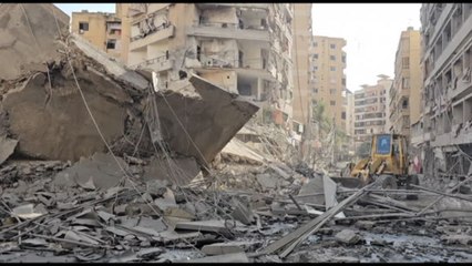 Le macerie a Beirut dopo il terzo raid israeliano in 24 ore