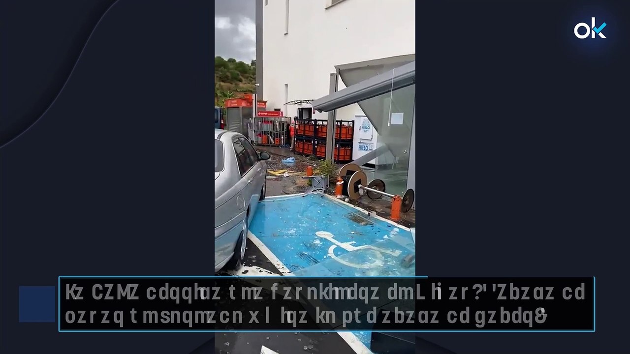 La DANA derriba una gasolinera en Mijas: "¡Acaba de pasar un tornado y mira lo que acaba de hacer!"