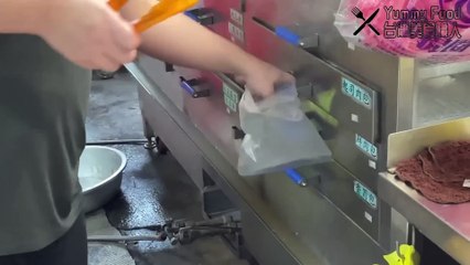 Huge Chubby Meat Buns！ Different kinds of buns' production