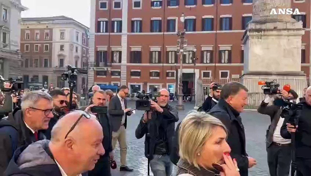 Manovra, i sindacati arrivano a Palazzo Chigi per l'incontro col Governo