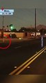 Una conductora grabó el momento en que una mujer salvó a un bebé que caminaba solo en Mesa, Arizona.