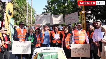 Uyuşturucu ile Mücadele Eden Aileler Derneği'nden İmza Kampanyası