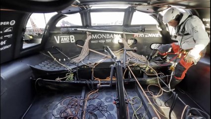 Vendée Globe 2024 - Maxime Sorel /  V AND B - MONBANA - MAYENNE - J'ai tout essayé... sur son problème de grande-voile