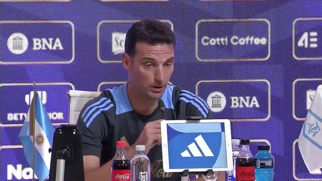 Scaloni sobre Paredes: Necesitamos que todos tengan continuidad
