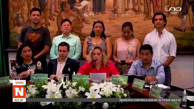 Concejales denuncian que micreros los tienen de “rehenes” y rechazan incremento de pasajes