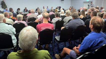 First regional public hearing on nuclear power in Biloela, central Queensland, with locals divided