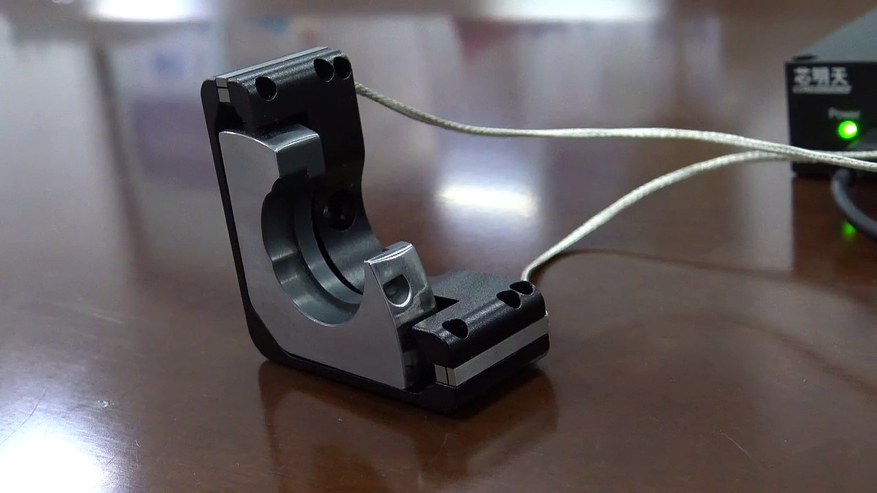 N71 Piezo Motorized Mirror Mounts