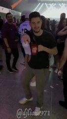 la meuf derrière elle a rigolé fort 🤣