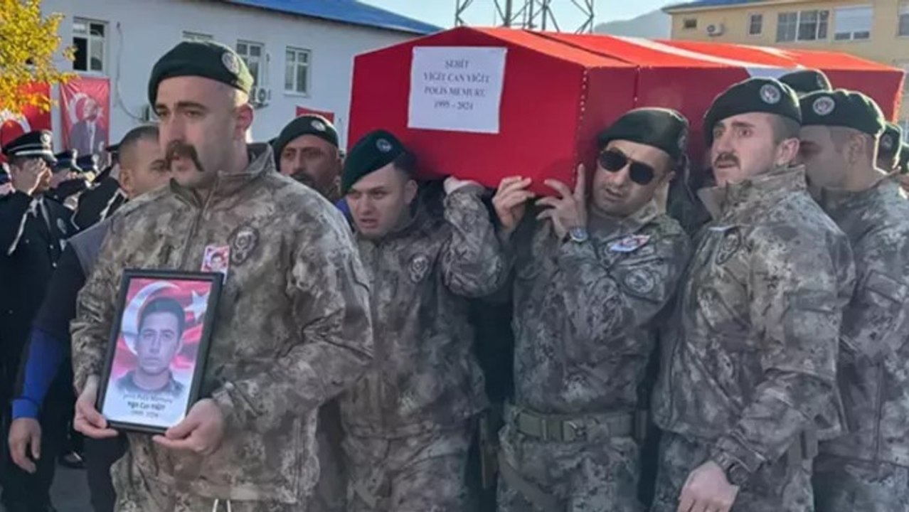 Tunceli’de şehit olan polis memuru Yiğit Can Yiğit için tören