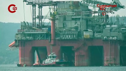 İstanbul Boğazı'nda gemi trafiği çift yönlü askıya alındı!