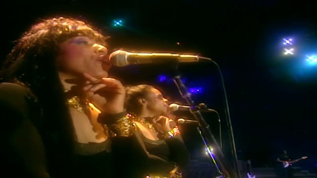 ELTON JOHN — Blue Avenue | Elton John — Live In Barcelona · 1992