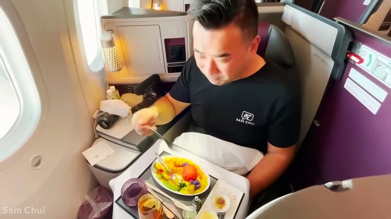 15 MOST Luxurious Plane Seats