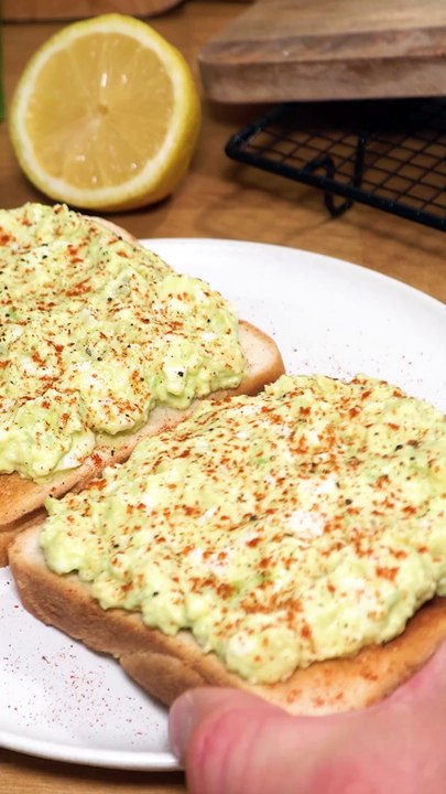 Toasts œuf avocat 🍞🥑 Idée petit déjeuner Ep.7