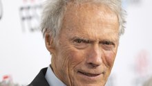 Clint Eastwood sul set dell'ultimo film 'Giurato numero 2': «Cosa fareste voi al suo posto?»