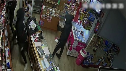 Grabaciones de los ladrones durante los hechos.