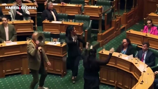 Yeni Zelanda Parlamentosunda, Haka danslı protesto