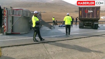 Konya'da Kamyon Kazasında 2 Kişi Hayatını Kaybetti