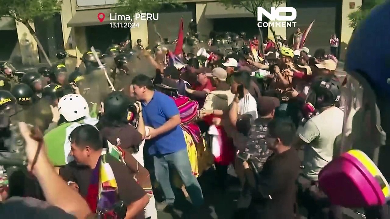 Peru: Demonstranten und Polizei stoßen in Lima zusammen