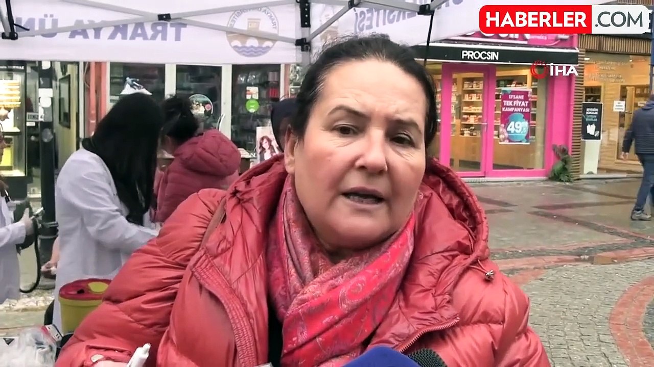 Üniversite Öğrencileri Diyabet Farkındalığı İçin Stant Açtı