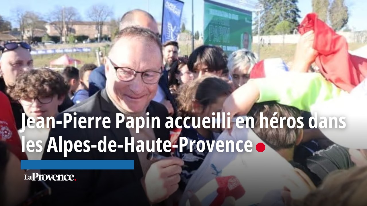 Jean-Pierre Papin accueilli en héros dans les Alpes-de-Haute-Provence