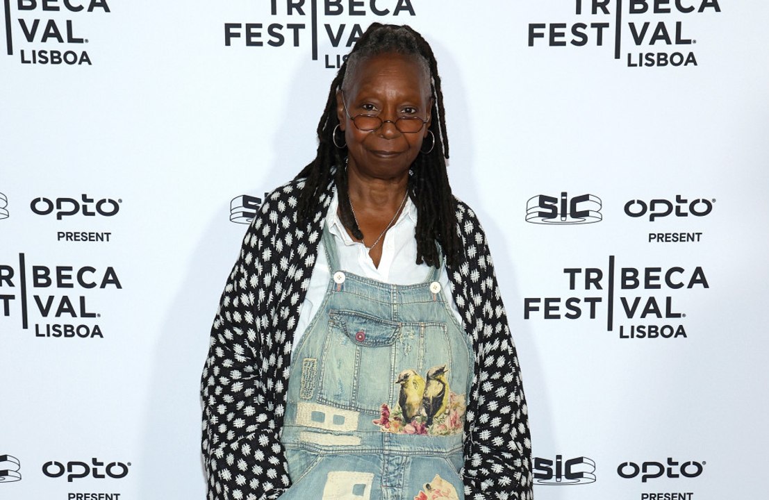 Whoopi Goldberg lavora a 'The View' solo per i soldi