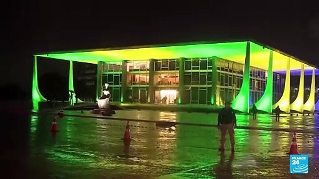Brasil: explosiones en la Plaza de los Tres Poderes en Brasilia podrían ser un atentado suicida