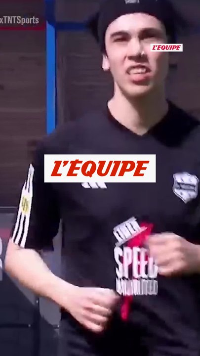 Un influenceur titularisé en Championnat d'Argentine - Foot - Argentine