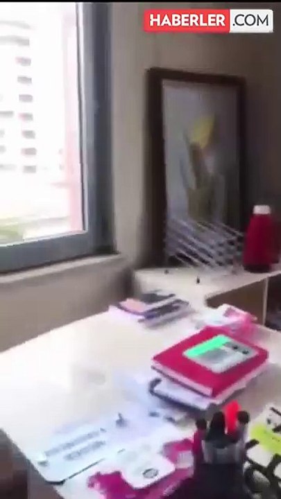 Kadın yardımcısının odasına zorla giren okul müdürüne 'üstün başarı' ödülü verildi