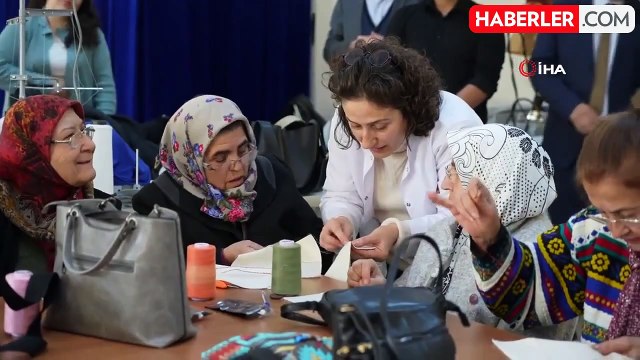 60 Yaş Üstü Erkek Öğrenciler, Eğitimde Örgü Öğreniyor