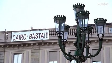 Calcio, "Cairo: basta!!!": lo striscione contro il presidente granata
