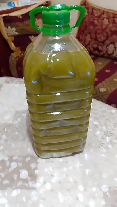زيت الزيتون طبيعية