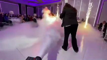 Stratus 4 - A Low Laying Fog Machine By Rasha Professional