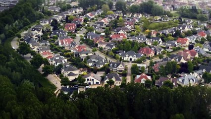 The Couple Next Door Trailer OV