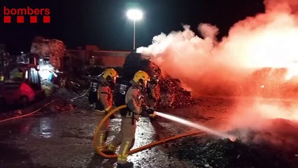 Incendio en una planta de reciclaje en Sabadell